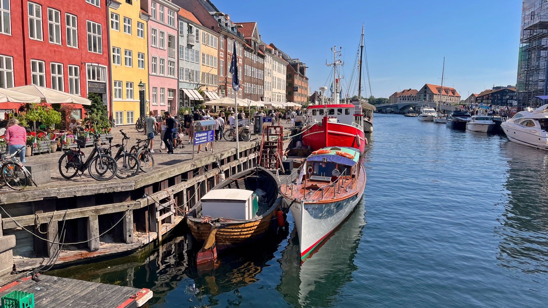 Colorful historic townhouses along the Nyhavn canal in Copenhagen, Denmark
